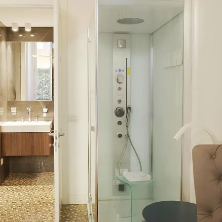 Porta Nuova 4* Milano